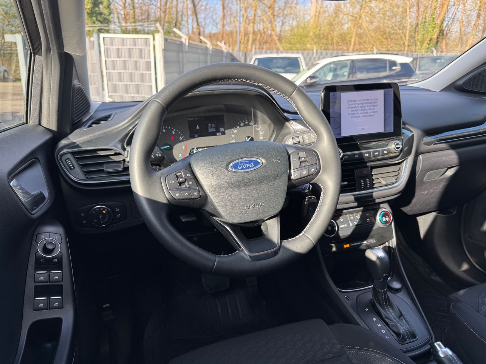 Fahrzeugabbildung Ford PUMA TITANIUM *AUT*NAVI*LED*KAMERA*TOP*