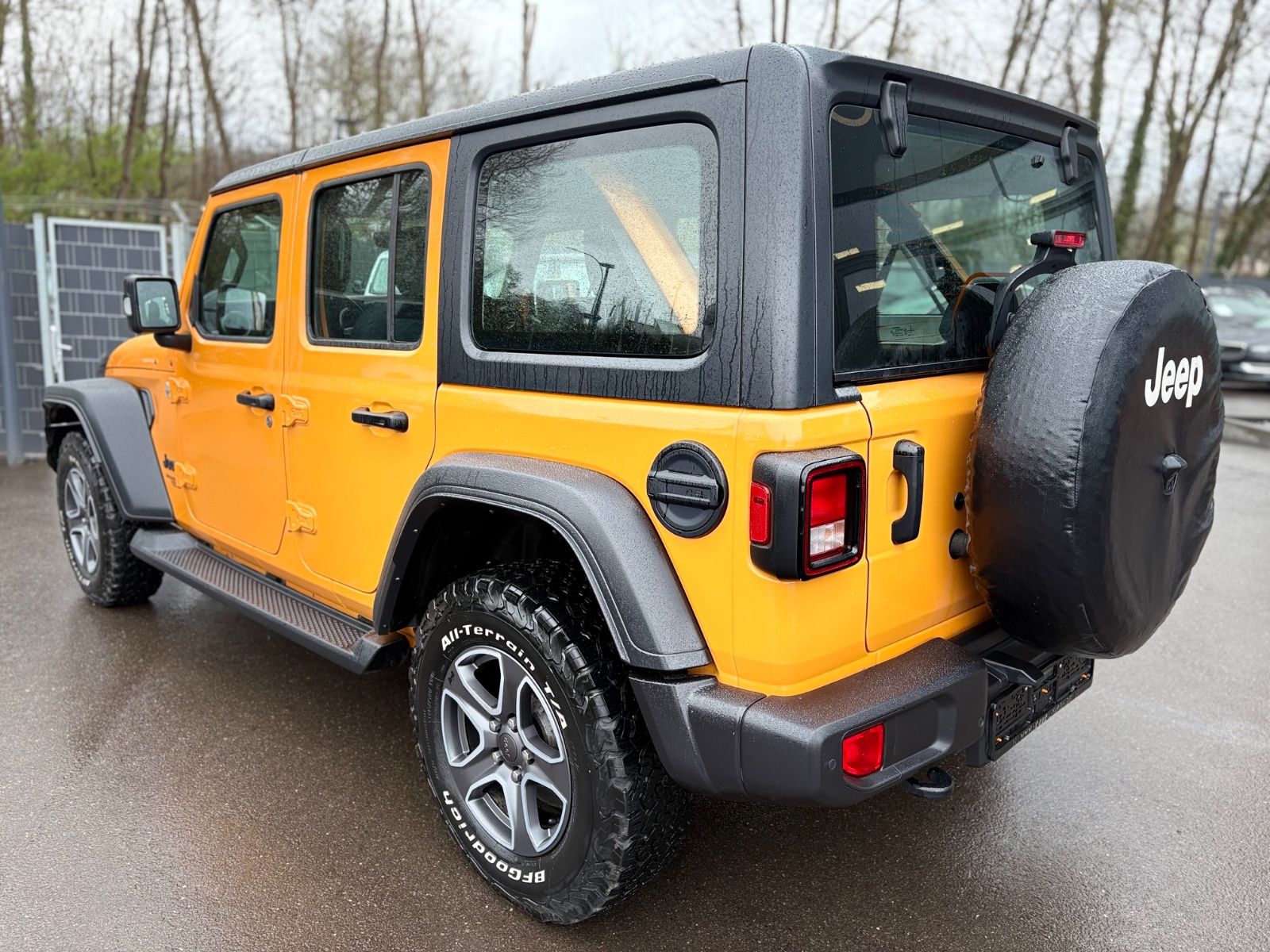 Fahrzeugabbildung Jeep WRANGLER UNLIMITED SPORT *1.HD*AUT*KAMERA*COC*