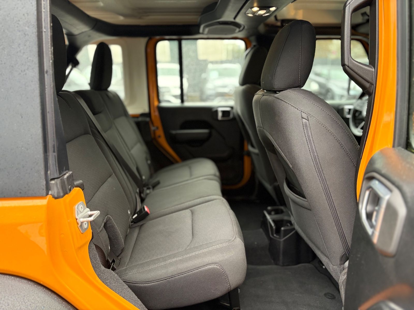 Fahrzeugabbildung Jeep WRANGLER UNLIMITED SPORT *1.HD*AUT*KAMERA*COC*