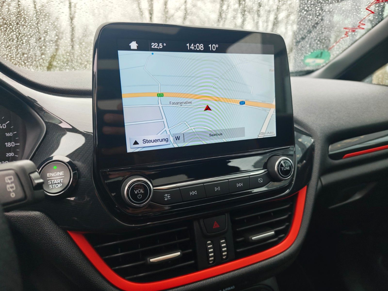 Fahrzeugabbildung Ford Fiesta ST-LINE*NAVI*PANORAMA*SHZ*1.HAND*TOP*