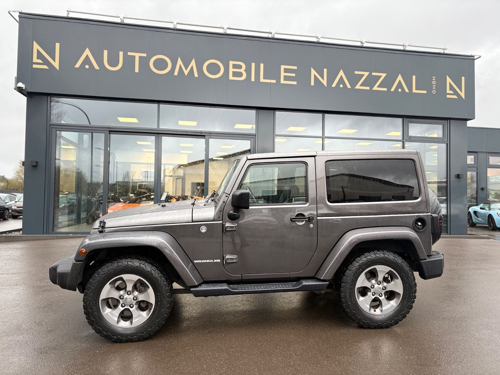 Fahrzeugabbildung Jeep WRANGLER UNLIMITED SAHARA *NAVI*LEDER*SITHEIZUNG