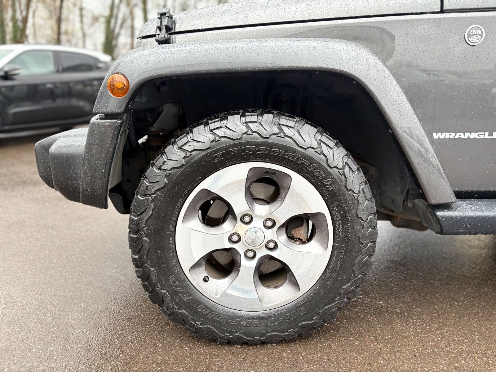 Fahrzeugabbildung Jeep WRANGLER UNLIMITED SAHARA *NAVI*LEDER*SITHEIZUNG