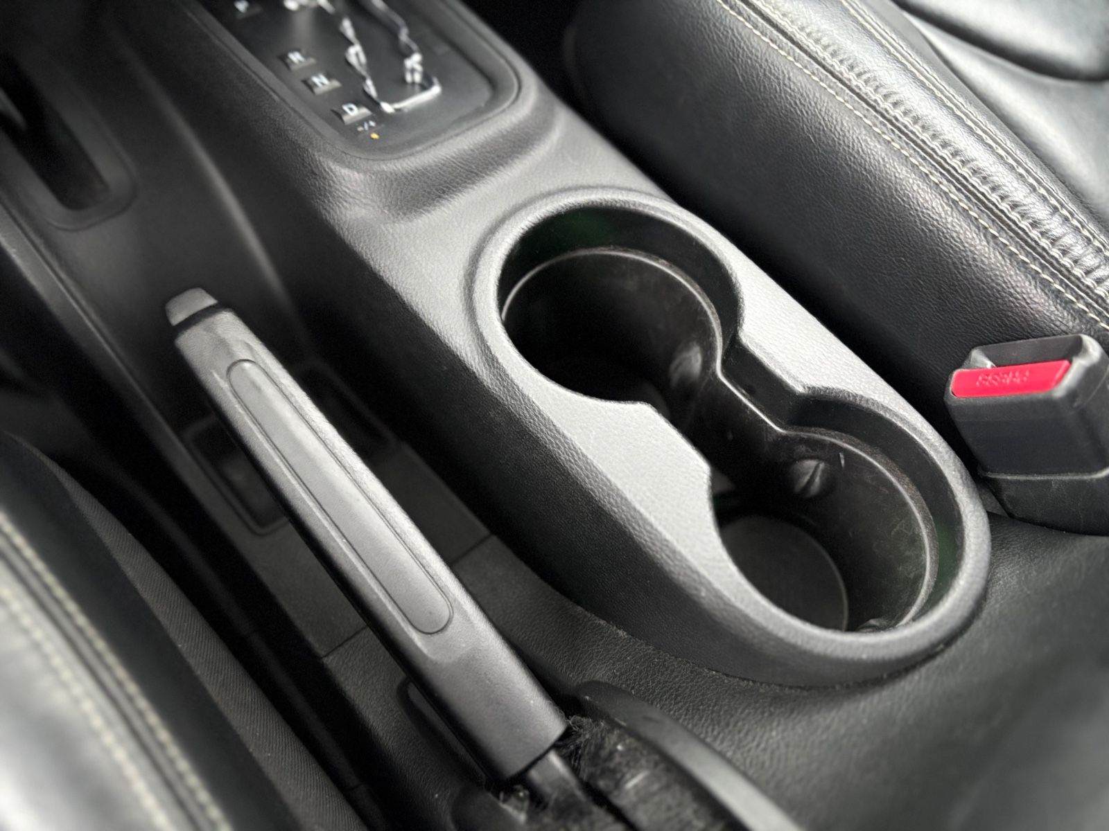 Fahrzeugabbildung Jeep WRANGLER UNLIMITED SAHARA *NAVI*LEDER*SITHEIZUNG