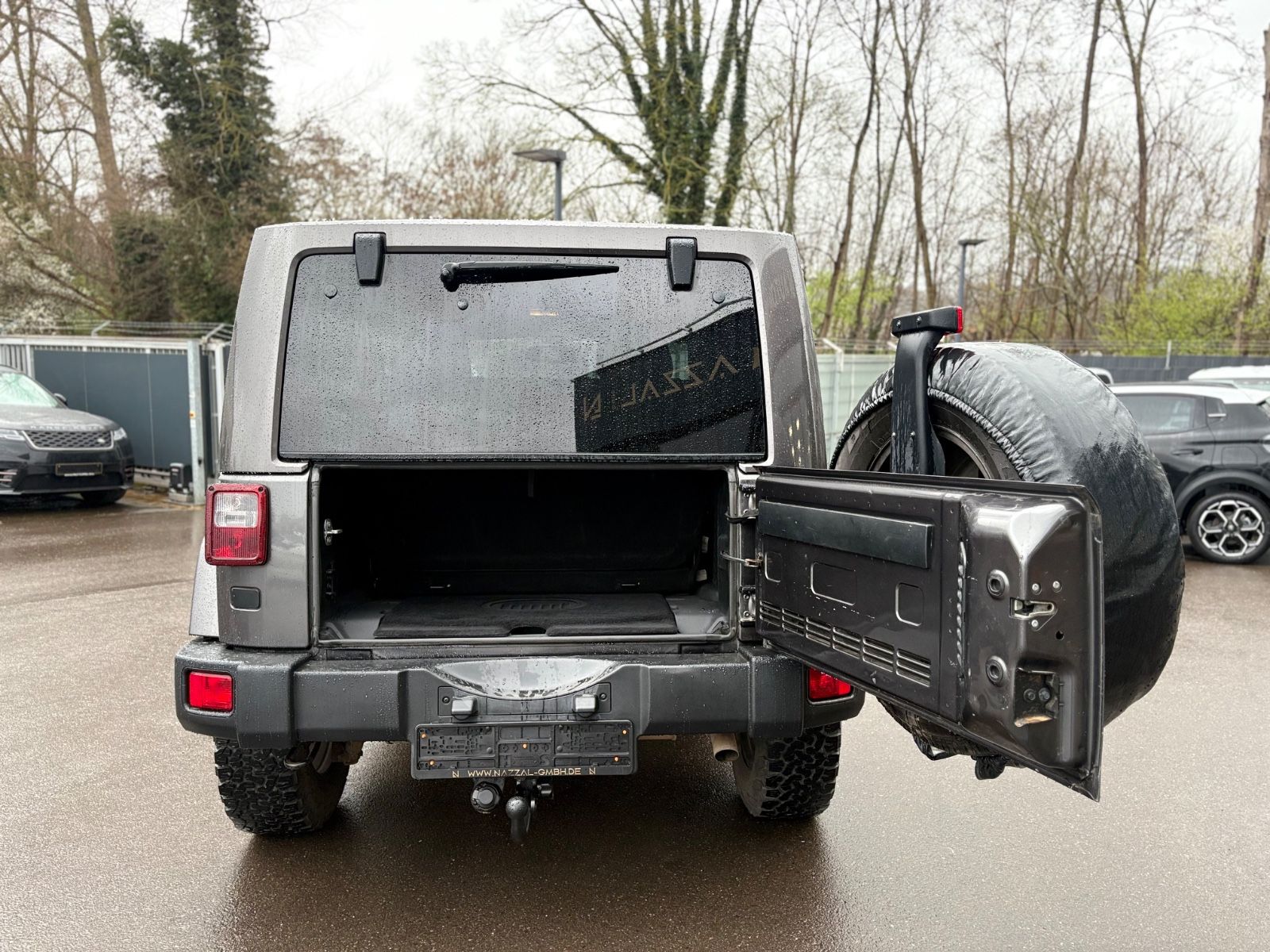 Fahrzeugabbildung Jeep WRANGLER UNLIMITED SAHARA *NAVI*LEDER*SITHEIZUNG