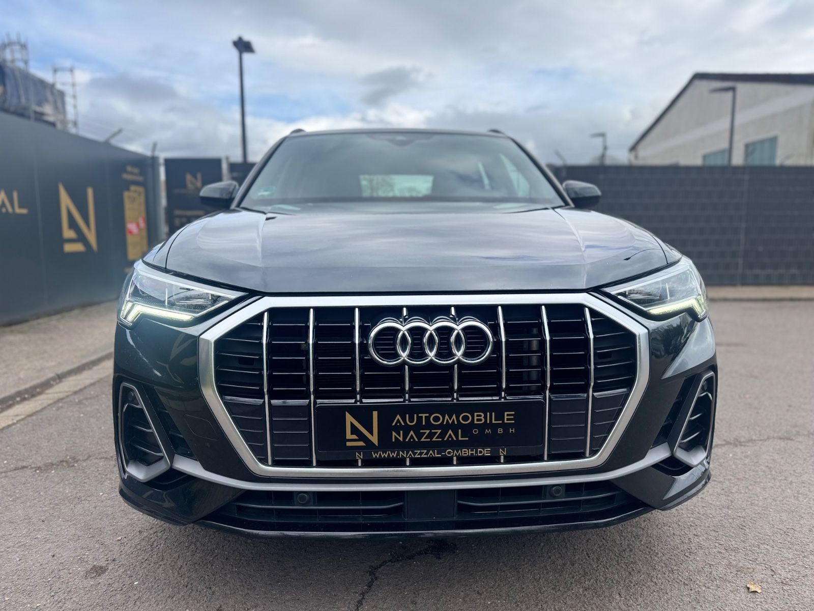 Fahrzeugabbildung Audi Q3 45 TFSI E 3x S-LINE *LED*VIRTUAL*NAVI*VOLL*
