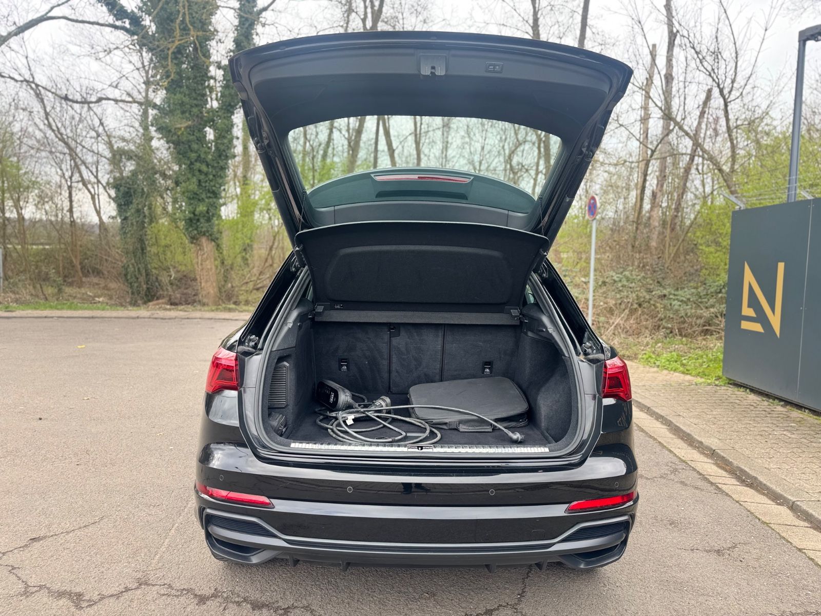 Fahrzeugabbildung Audi Q3 45 TFSI E 3x S-LINE *LED*VIRTUAL*NAVI*VOLL*