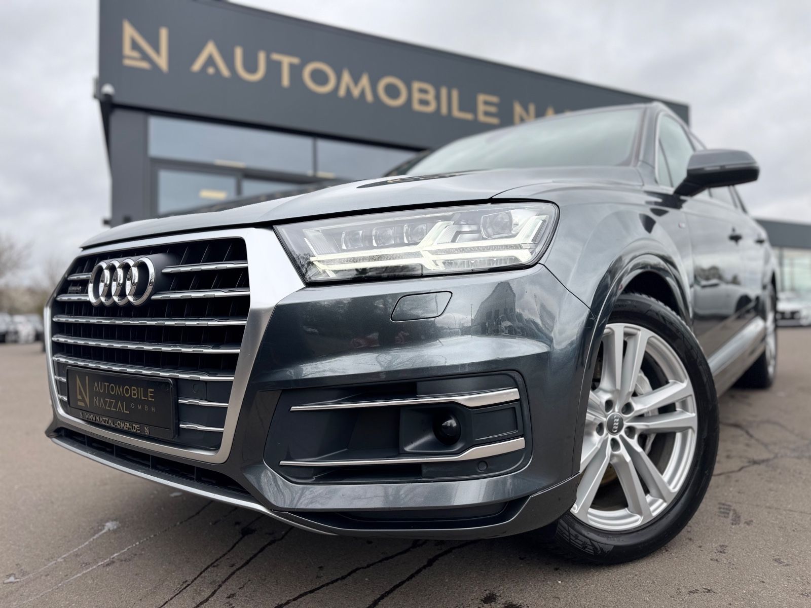 Fahrzeugabbildung Audi Q7 3.0 TDI QUATTRO*S-LINE SPORT+*7.SITZER*MATRIX