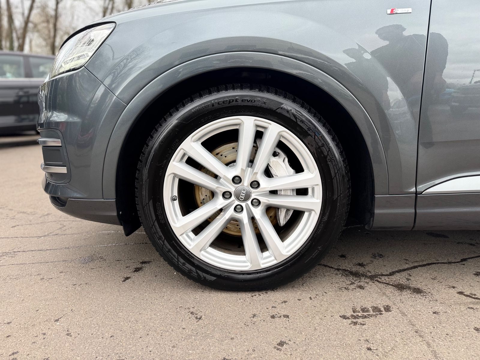Fahrzeugabbildung Audi Q7 3.0 TDI QUATTRO*S-LINE SPORT+*7.SITZER*MATRIX