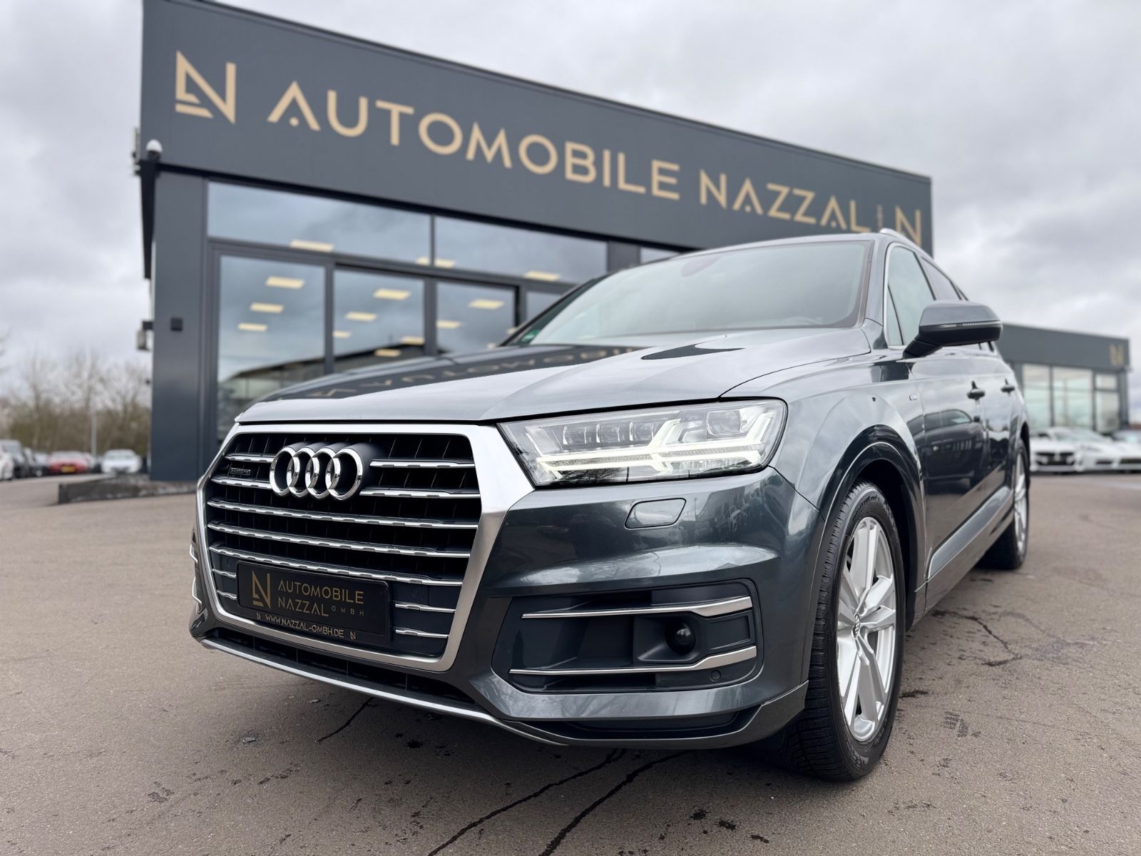 Fahrzeugabbildung Audi Q7 3.0 TDI QUATTRO*S-LINE SPORT+*7.SITZER*MATRIX