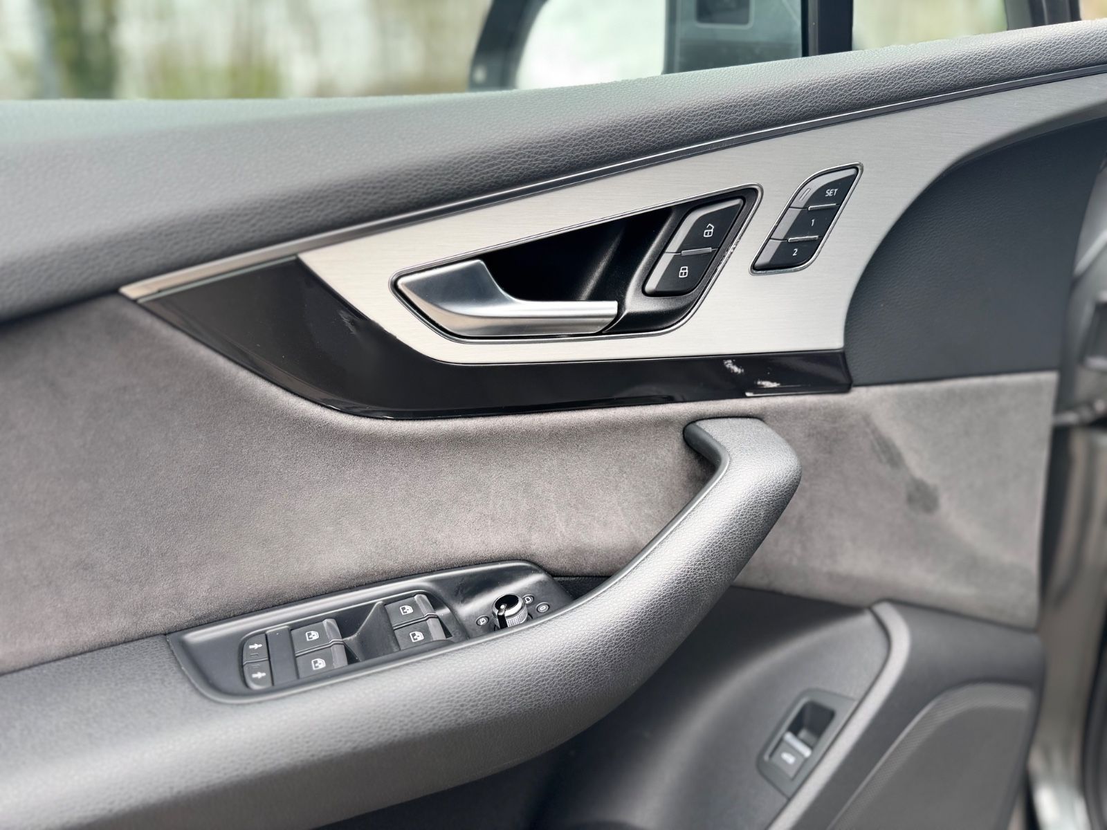 Fahrzeugabbildung Audi Q7 3.0 TDI QUATTRO*S-LINE SPORT+*7.SITZER*MATRIX