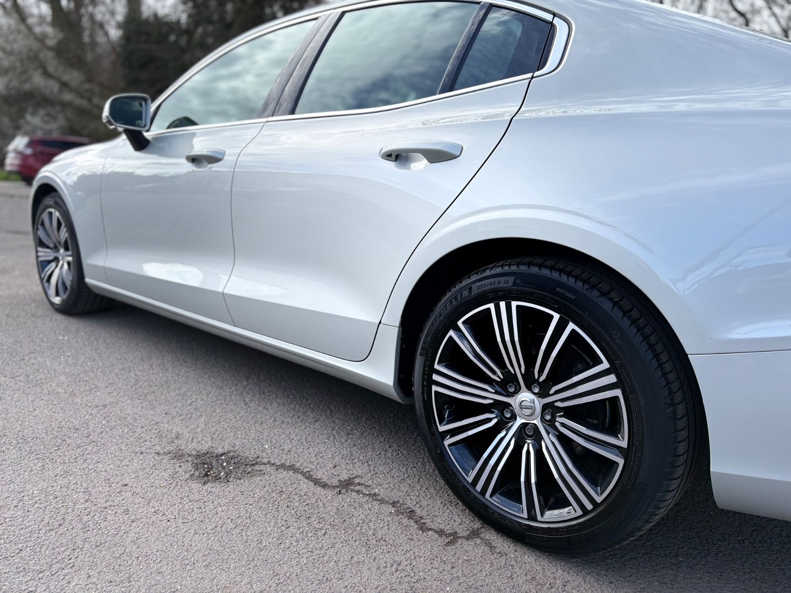 Fahrzeugabbildung Volvo S60 INSCRIPTION *AUT*VOLL-LED*360KAMERA*VIRTUAL*