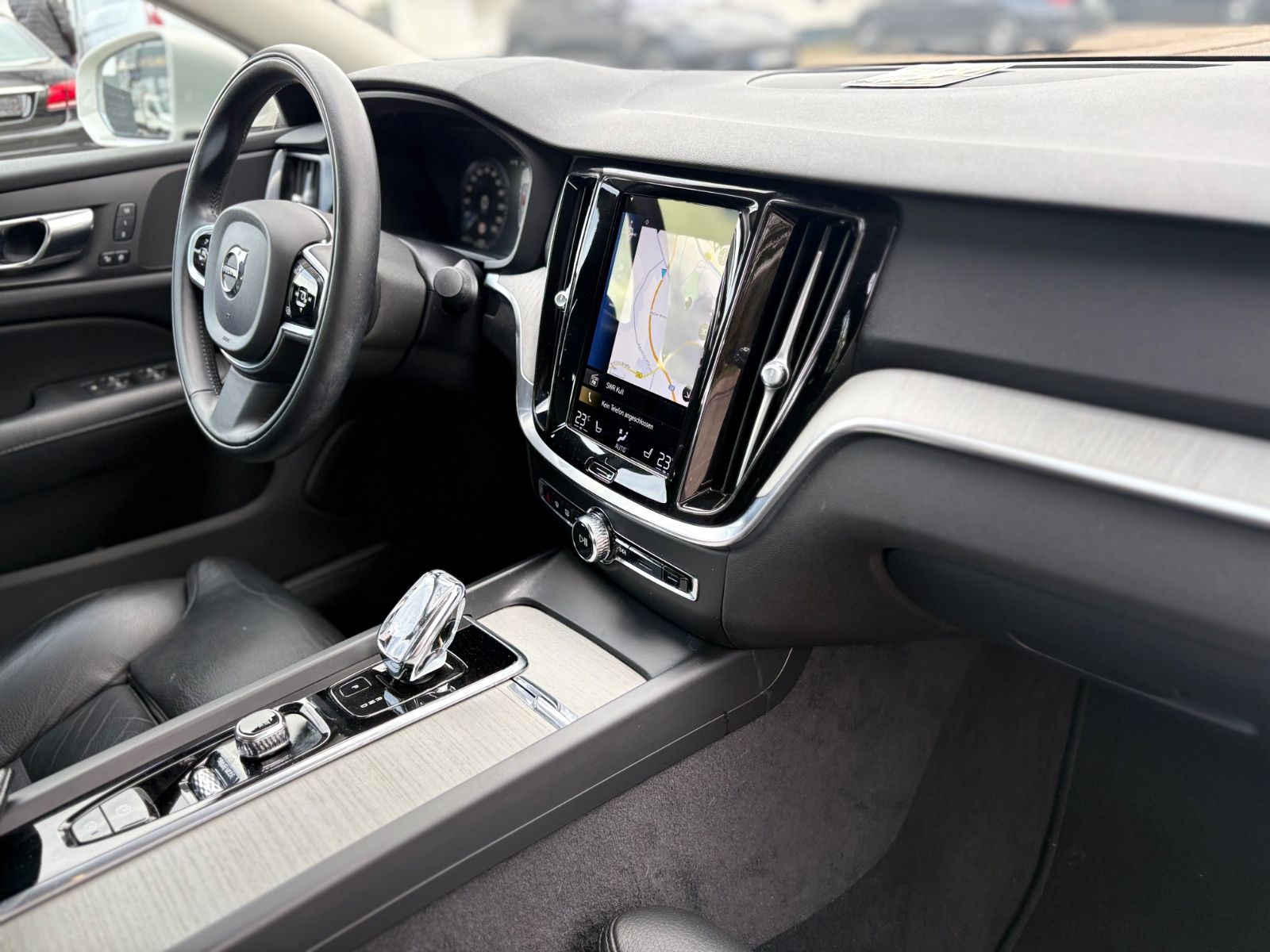 Fahrzeugabbildung Volvo S60 INSCRIPTION *AUT*VOLL-LED*360KAMERA*VIRTUAL*