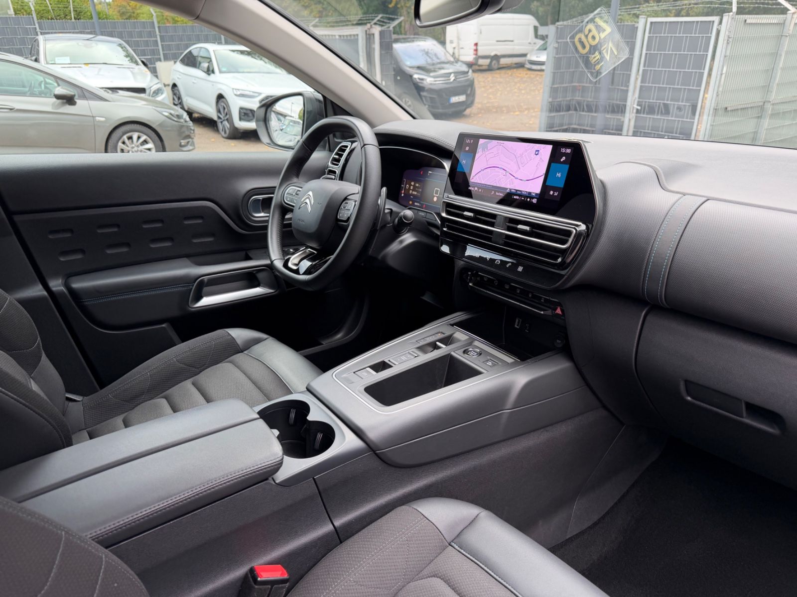 Fahrzeugabbildung Citroën C5 AIRCROSS PLUS *1.HD*R-KAMERA*LED*TEILLEDER*
