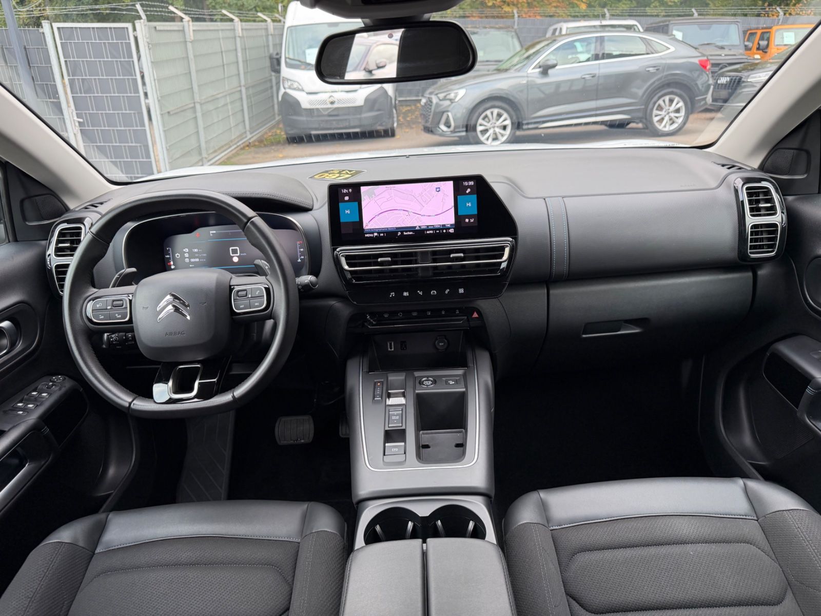 Fahrzeugabbildung Citroën C5 AIRCROSS PLUS *1.HD*R-KAMERA*LED*TEILLEDER*