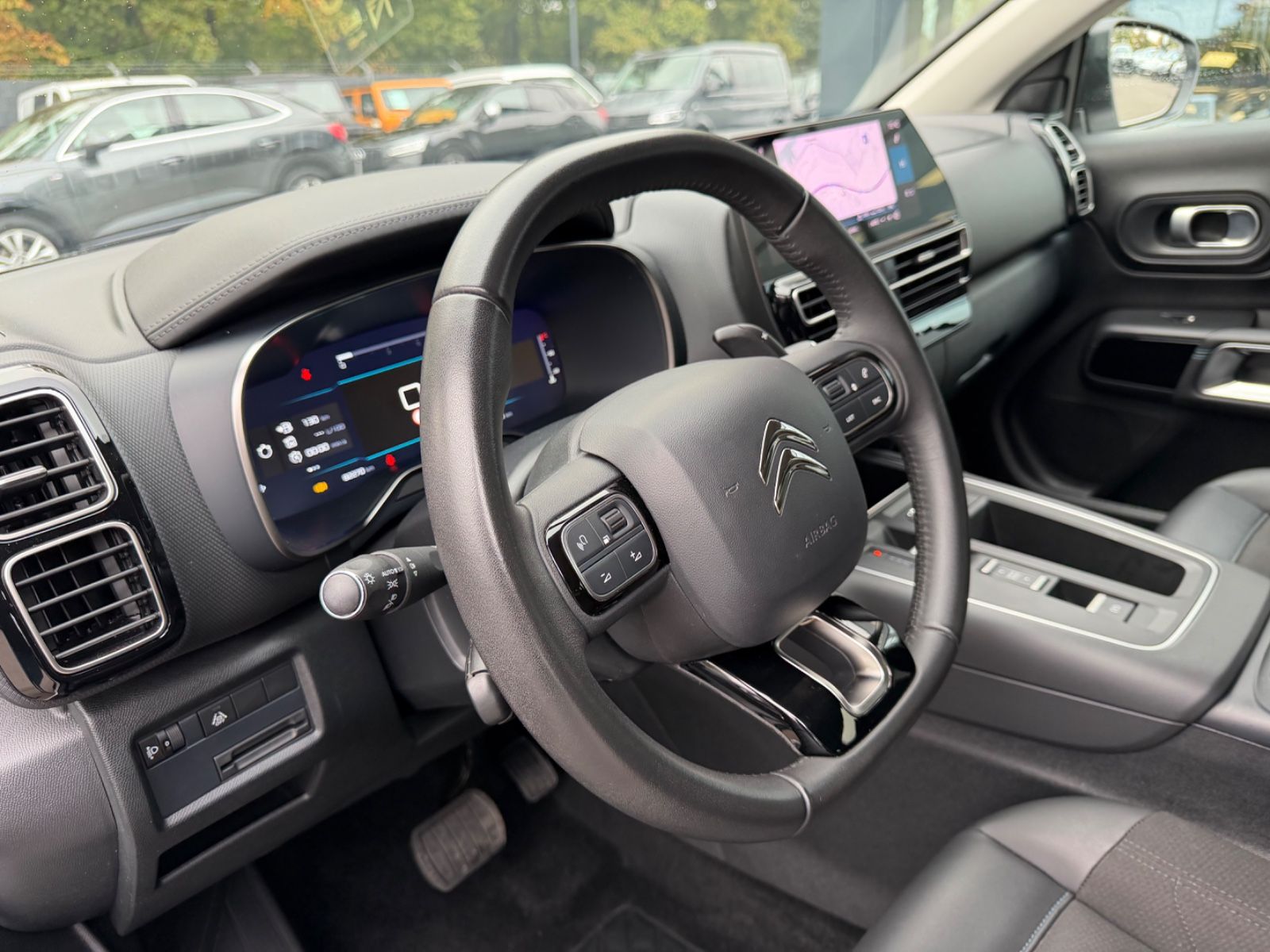 Fahrzeugabbildung Citroën C5 AIRCROSS PLUS *1.HD*R-KAMERA*LED*TEILLEDER*
