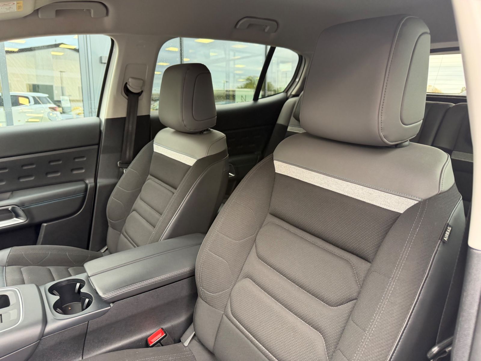 Fahrzeugabbildung Citroën C5 AIRCROSS PLUS *1.HD*R-KAMERA*LED*TEILLEDER*