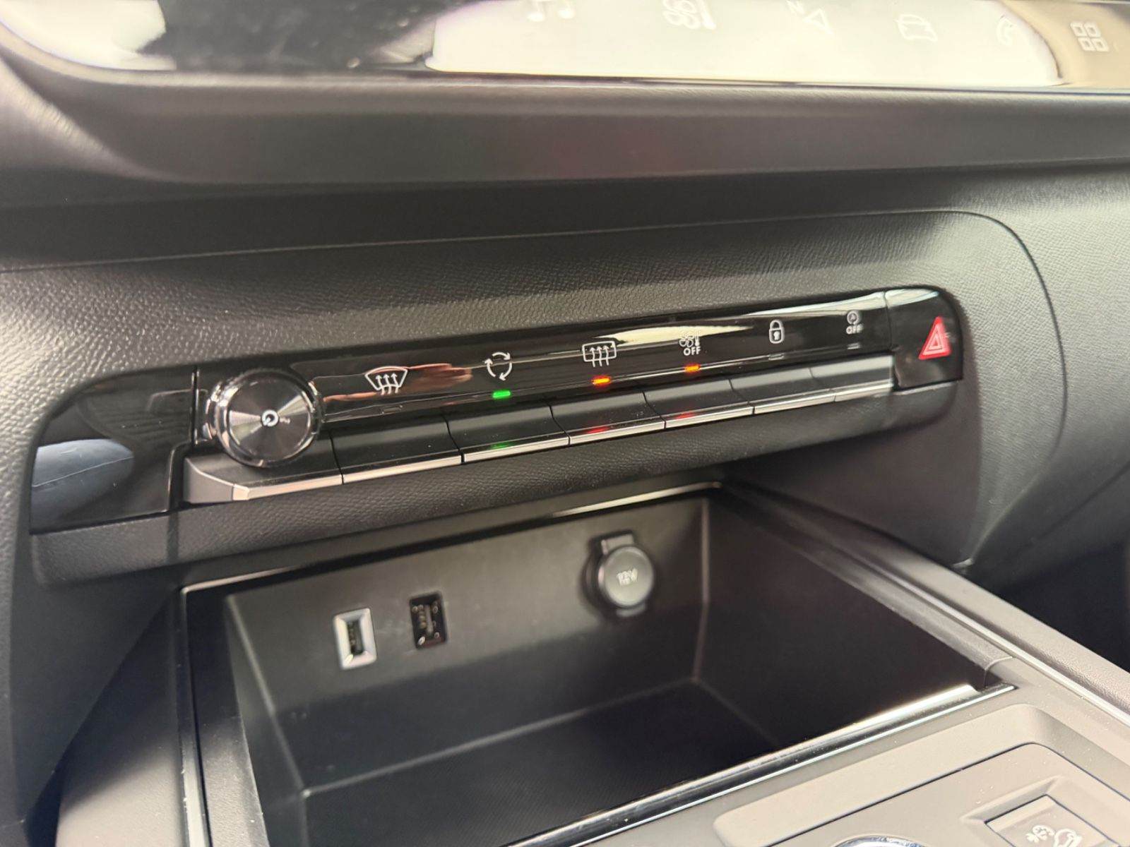 Fahrzeugabbildung Citroën C5 AIRCROSS PLUS *1.HD*R-KAMERA*LED*TEILLEDER*