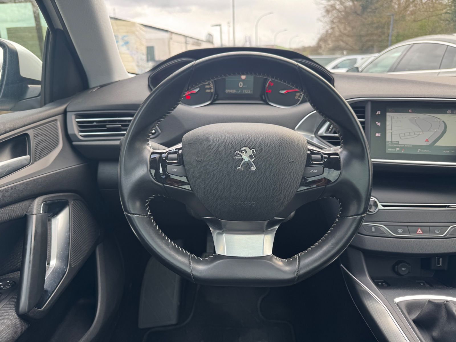 Fahrzeugabbildung Peugeot 308 SW ALLURE 1.5 HDI*LED*NAVI*PAMORAMA*AHK*