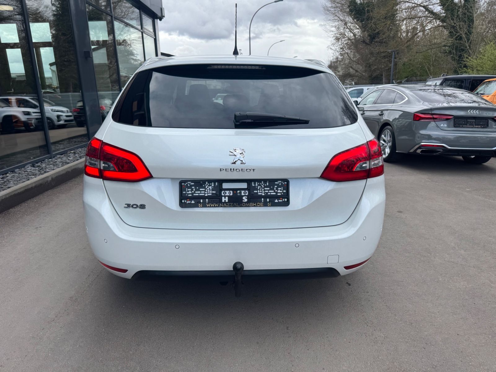 Fahrzeugabbildung Peugeot 308 SW ALLURE 1.5 HDI*LED*NAVI*PAMORAMA*AHK*