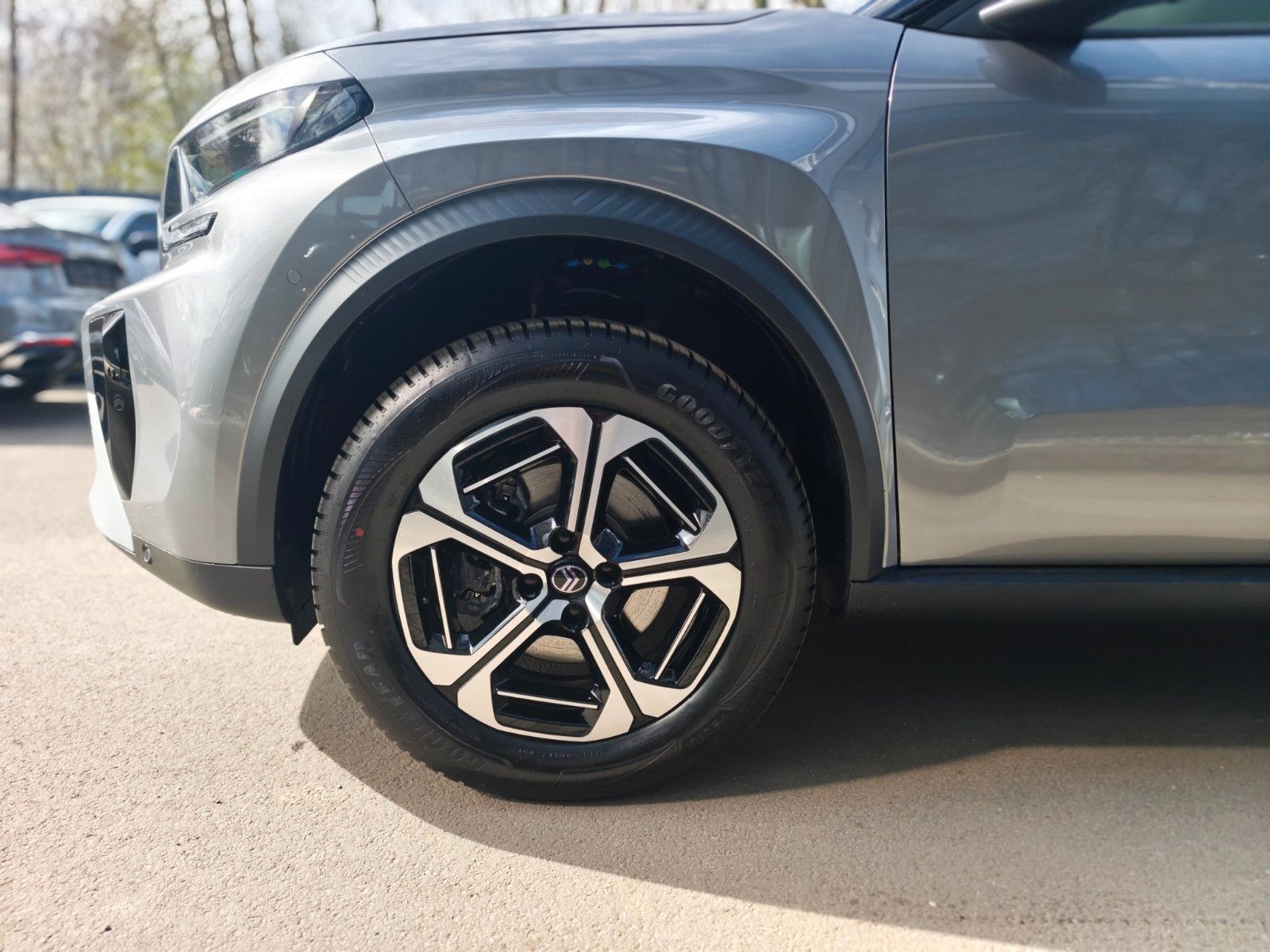 Fahrzeugabbildung Citroën C3 AIRCROSS*7 SITZER*NAVI*SHZ*LED*GARANTIE*TOP*