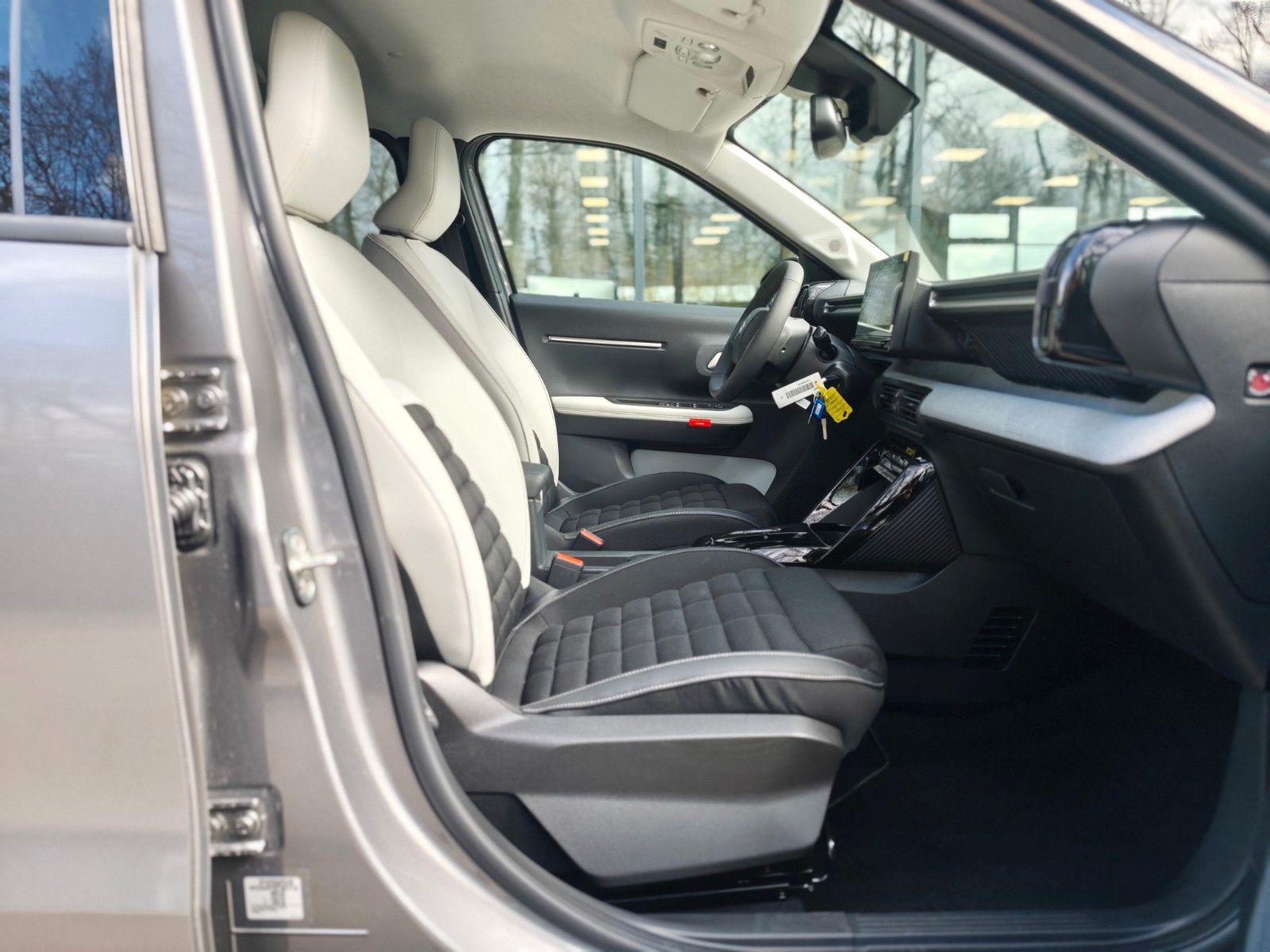 Fahrzeugabbildung Citroën C3 AIRCROSS*7 SITZER*NAVI*SHZ*LED*GARANTIE*TOP*