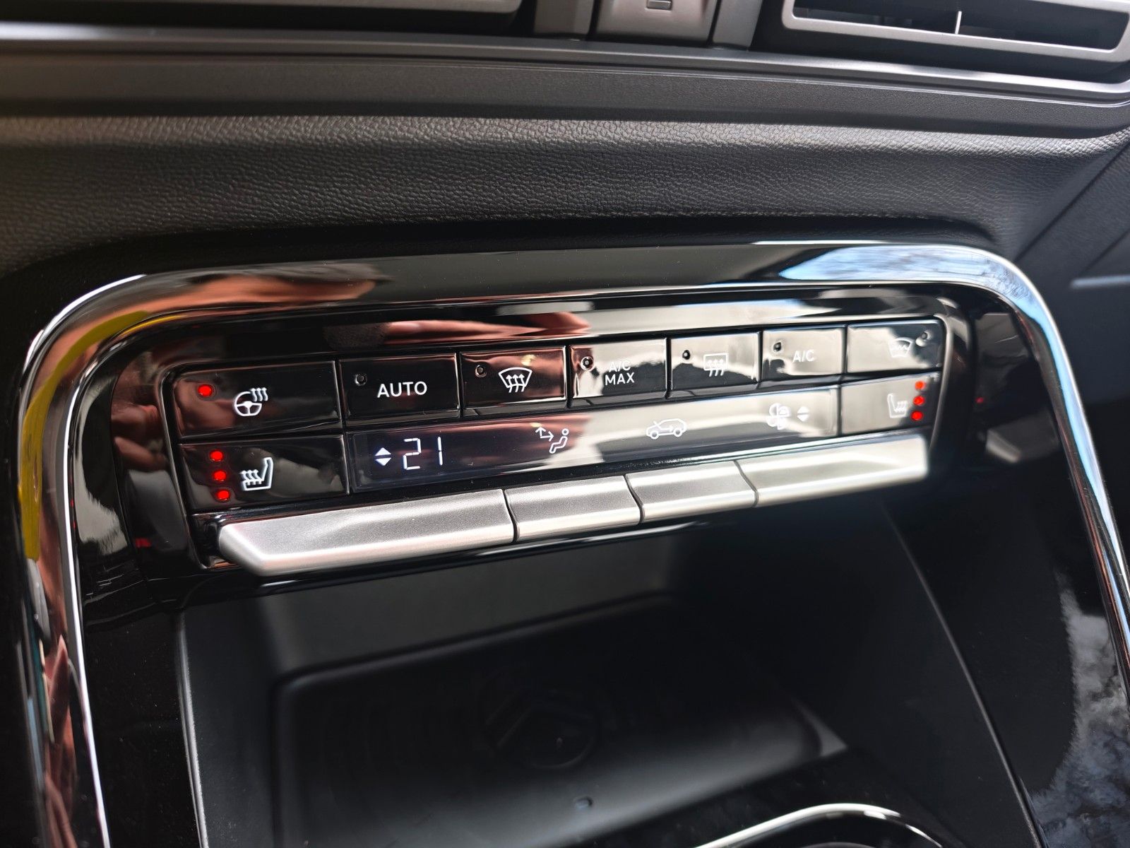 Fahrzeugabbildung Citroën C3 AIRCROSS*7 SITZER*NAVI*SHZ*LED*GARANTIE*TOP*