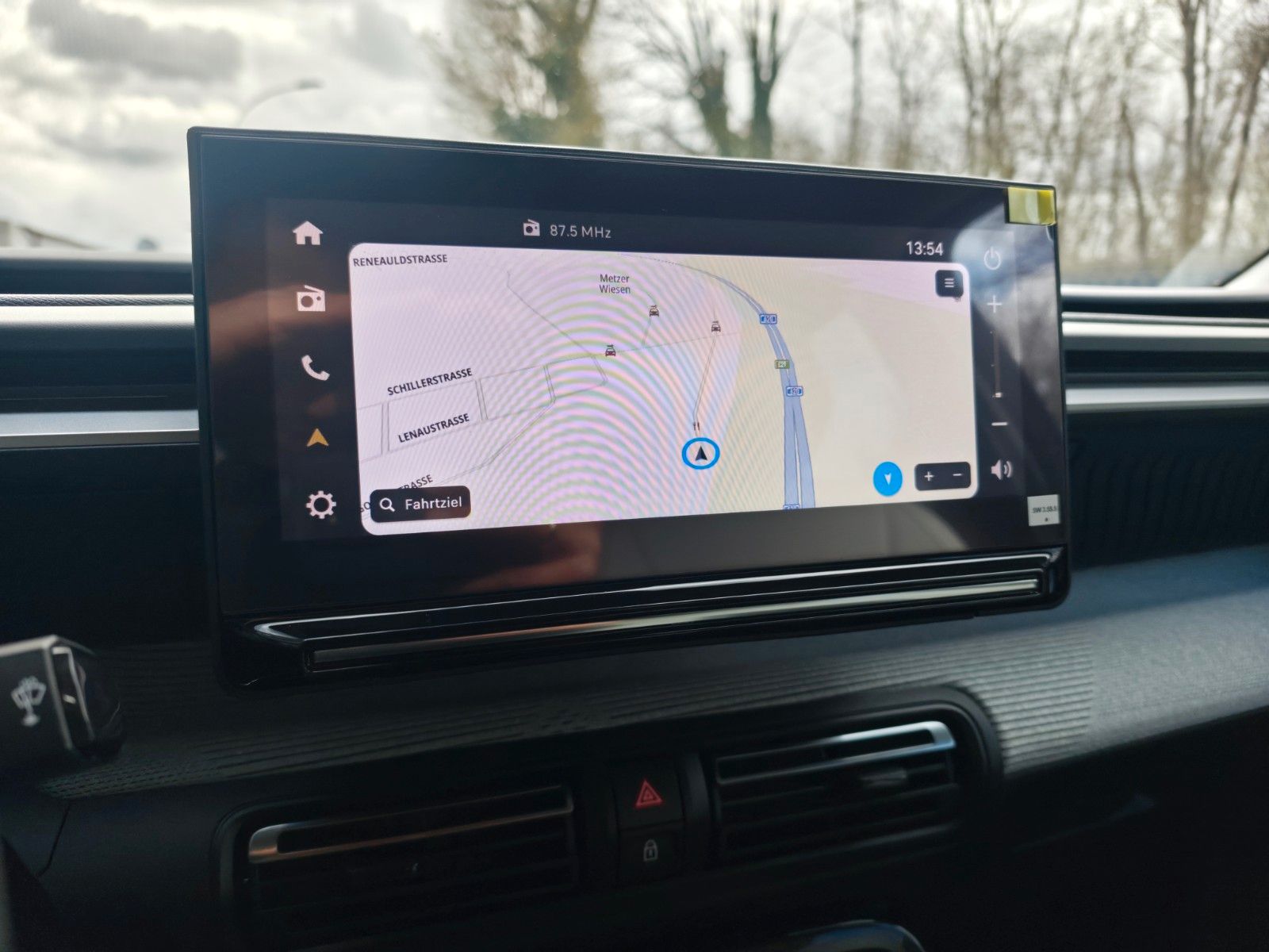 Fahrzeugabbildung Citroën C3 AIRCROSS*7 SITZER*NAVI*SHZ*LED*GARANTIE*TOP*