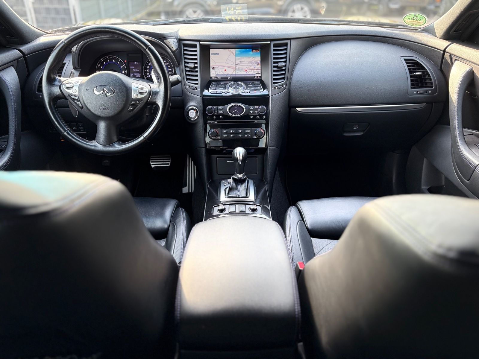 Fahrzeugabbildung Infiniti QX70 3.7 S AWD*NAVI*AUT*LEDER*EL.SD* COC/EWG*TOP