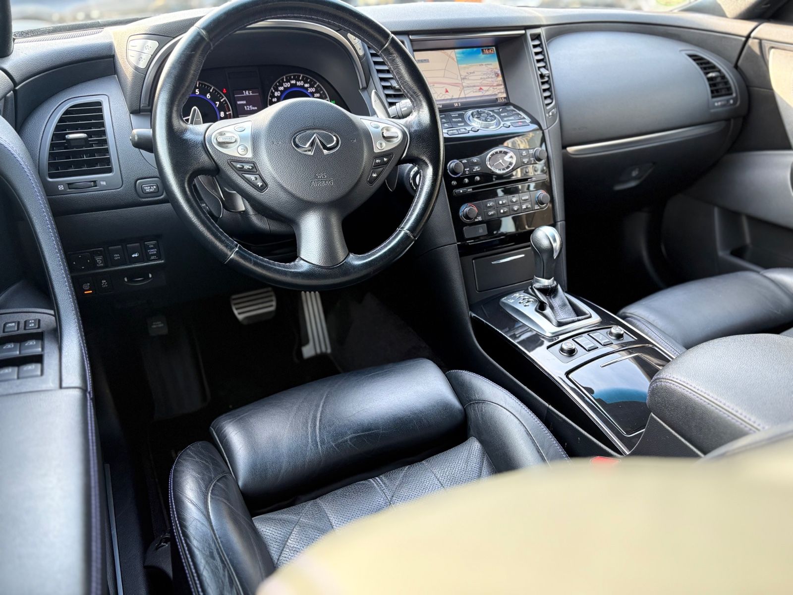 Fahrzeugabbildung Infiniti QX70 3.7 S AWD*NAVI*AUT*LEDER*EL.SD* COC/EWG*TOP