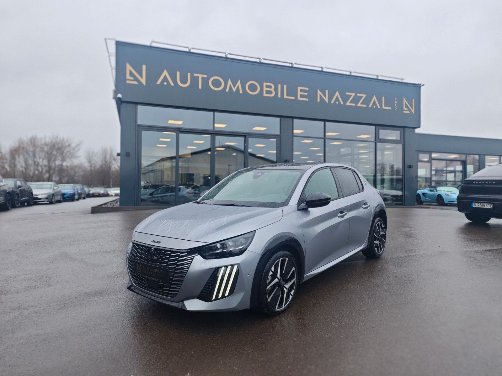 Peugeot 208  GT HYBRID*NAVI*PANORAMA*KAMERA*GARANTIE*