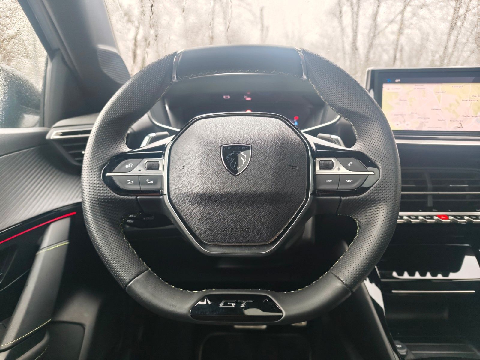 Fahrzeugabbildung Peugeot 208  GT HYBRID*NAVI*PANORAMA*KAMERA*GARANTIE*