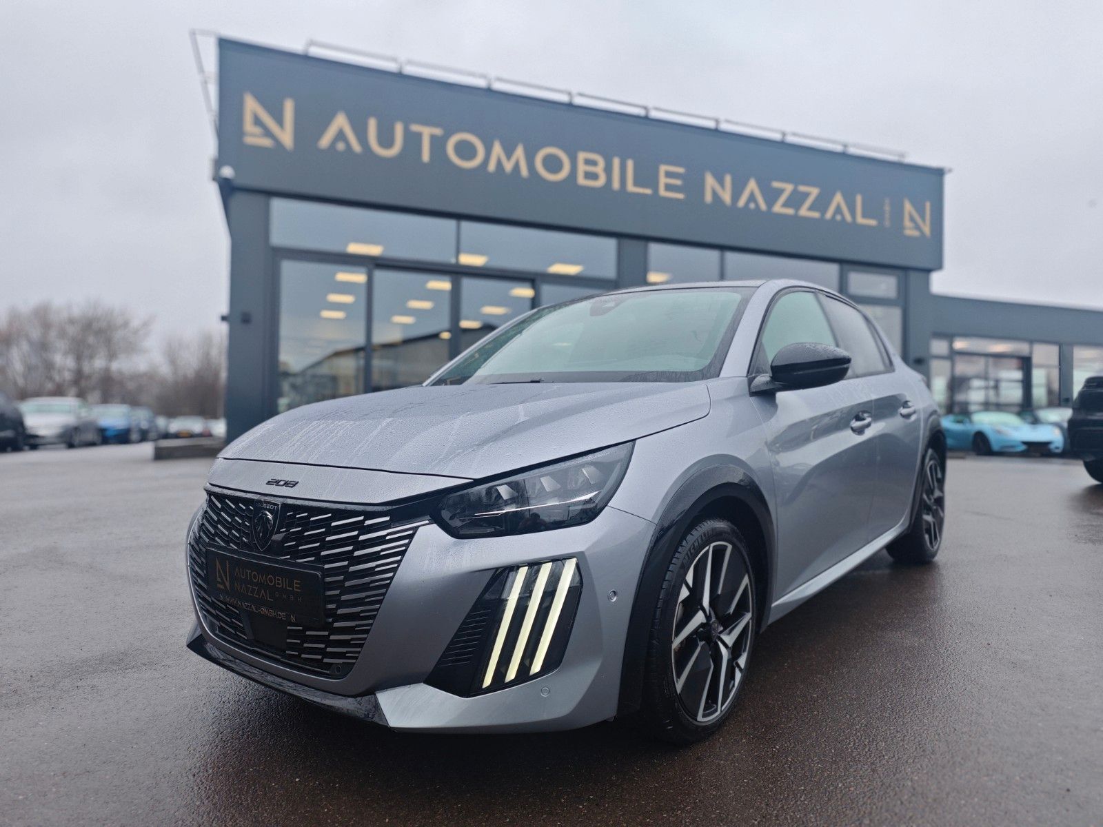 Fahrzeugabbildung Peugeot 208  GT HYBRID*NAVI*PANORAMA*KAMERA*GARANTIE*