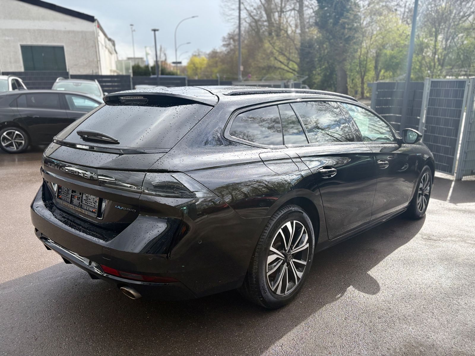 Fahrzeugabbildung Peugeot 508 SW PLUG IN HYBRID*FACELIFT *NEW MODELL*LED*