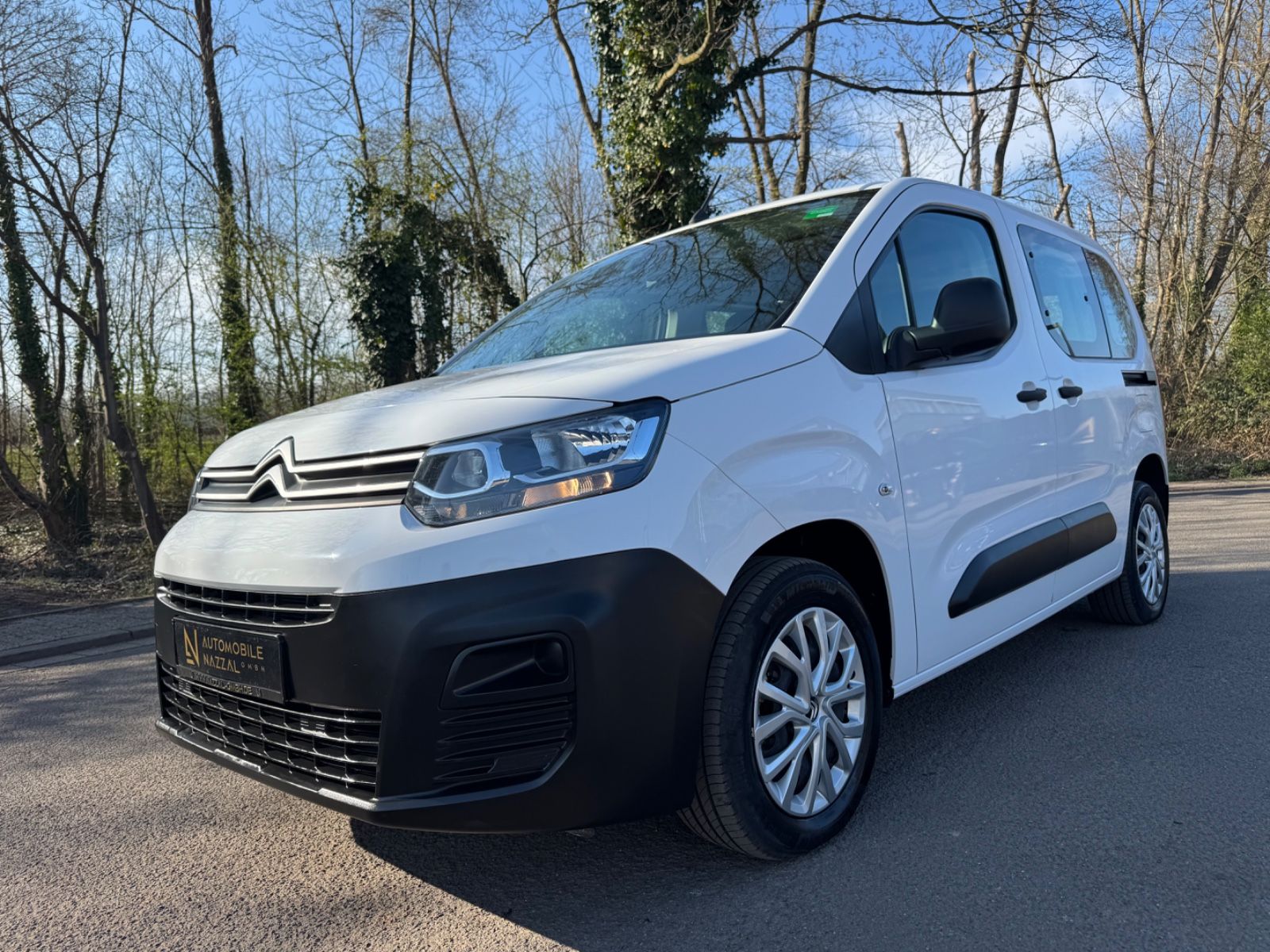 Fahrzeugabbildung Citroën BERLINGO LIVE PACK ELEKTRO*FACELIFT*AUT*5.SITZE*