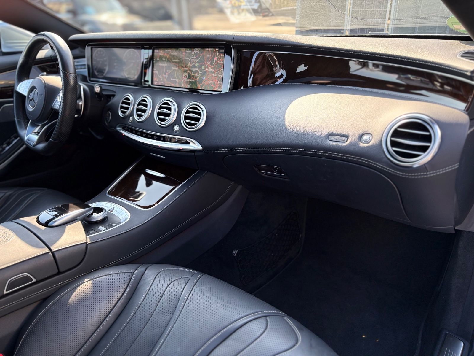 Fahrzeugabbildung Mercedes-Benz S63 AMG 4M COUPE*DISTRONIC*PANORAMA*BURMESTER*