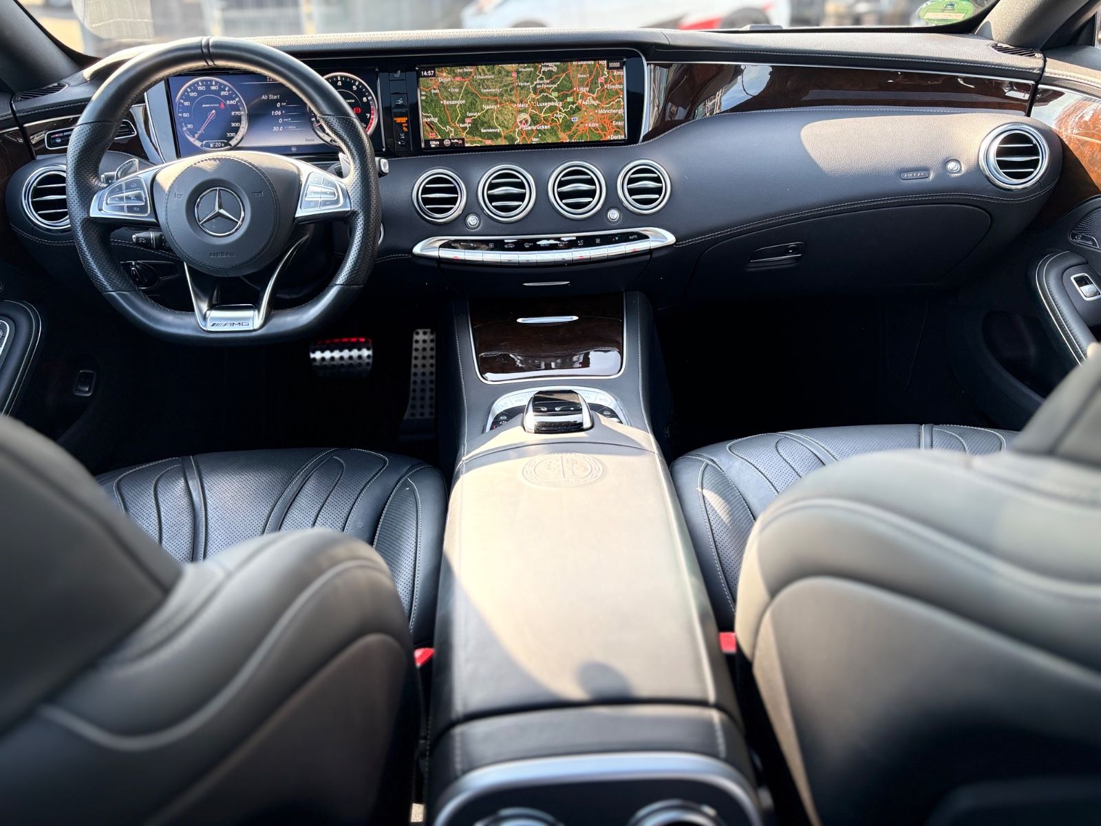 Fahrzeugabbildung Mercedes-Benz S63 AMG 4M COUPE*DISTRONIC*PANORAMA*BURMESTER*
