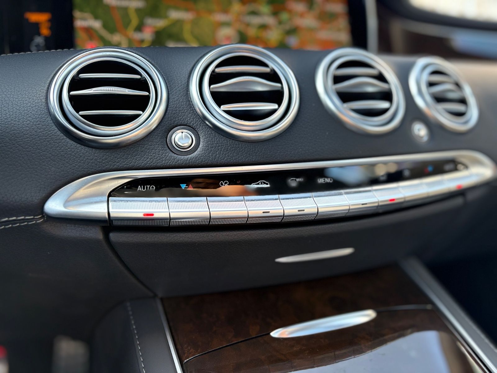 Fahrzeugabbildung Mercedes-Benz S63 AMG 4M COUPE*DISTRONIC*PANORAMA*BURMESTER*