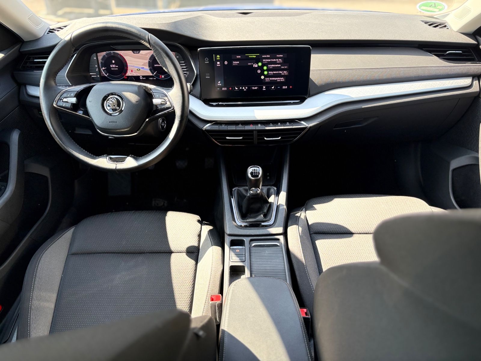 Fahrzeugabbildung SKODA OCTAVIA LIM. TOUR *4XSHZ*NAVI*