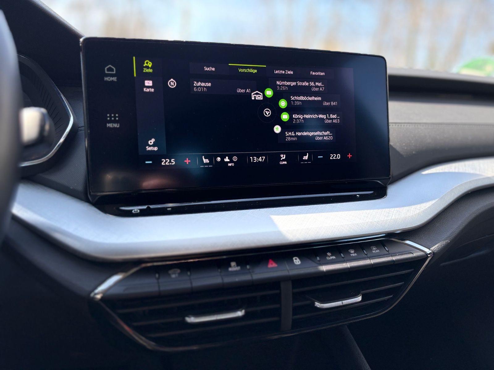 Fahrzeugabbildung SKODA OCTAVIA LIM. TOUR *4XSHZ*NAVI*