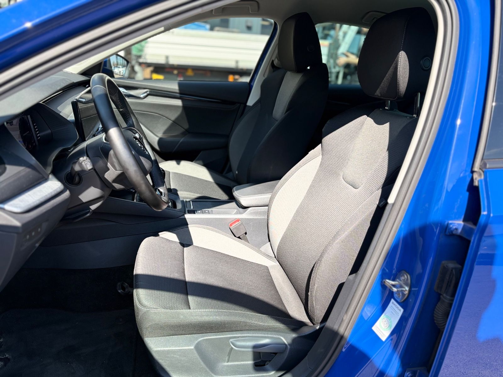 Fahrzeugabbildung SKODA OCTAVIA LIM. TOUR *4XSHZ*NAVI*