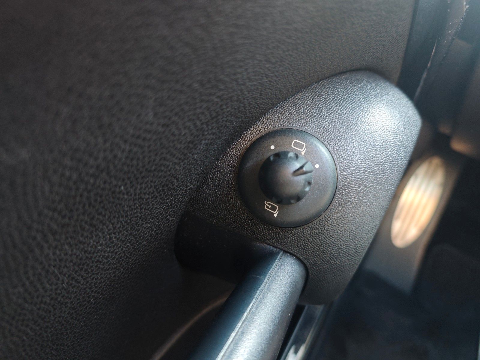 Fahrzeugabbildung MINI COOPER S CABRIO*AUTOMATIK*NAVI*LEDER*EURO 5*