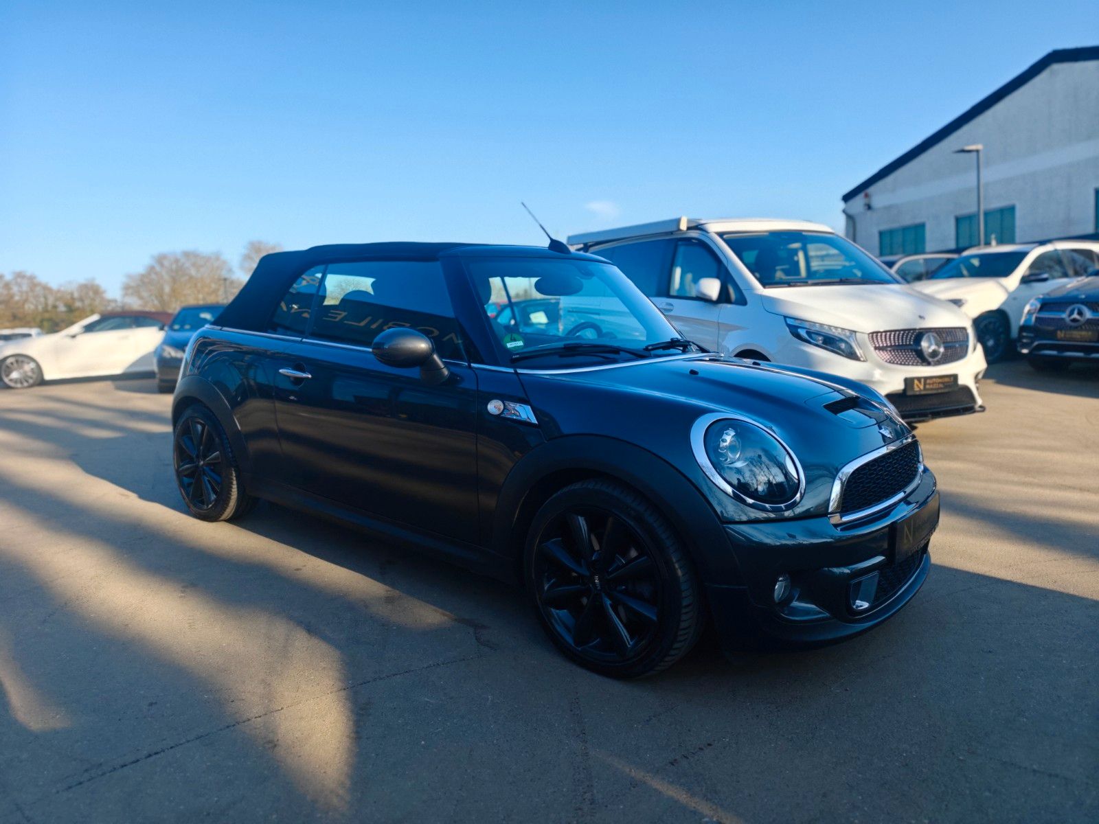 Fahrzeugabbildung MINI COOPER S CABRIO*AUTOMATIK*NAVI*LEDER*EURO 5*