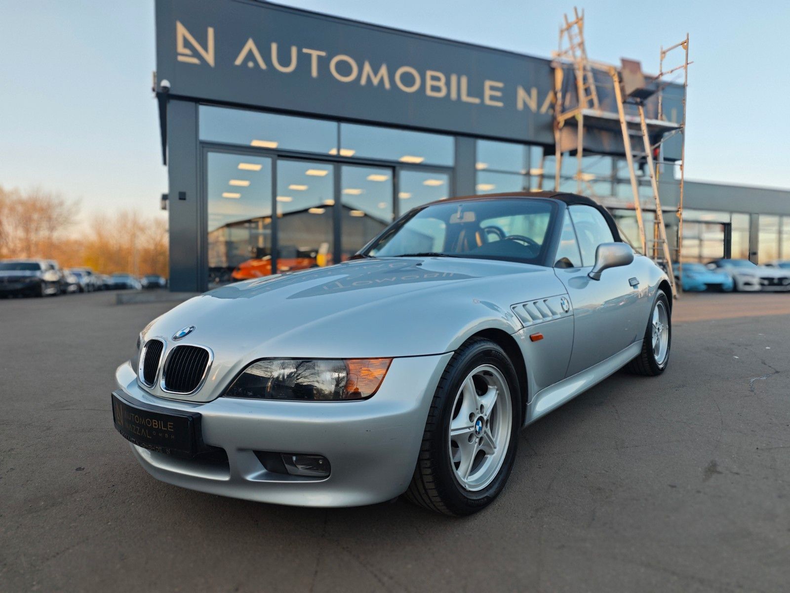 Fahrzeugabbildung BMW Z3 1.8i ROADSTER *ERST 49.000KM*LEDER*1.HAND*