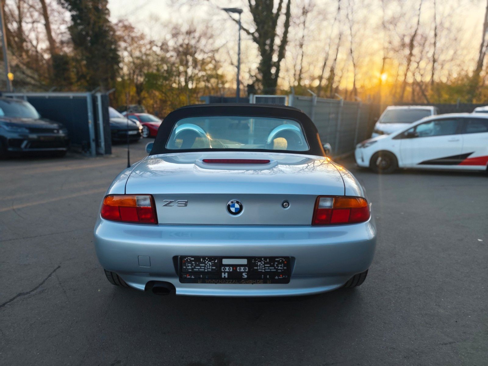 Fahrzeugabbildung BMW Z3 1.8i ROADSTER *ERST 49.000KM*LEDER*1.HAND*