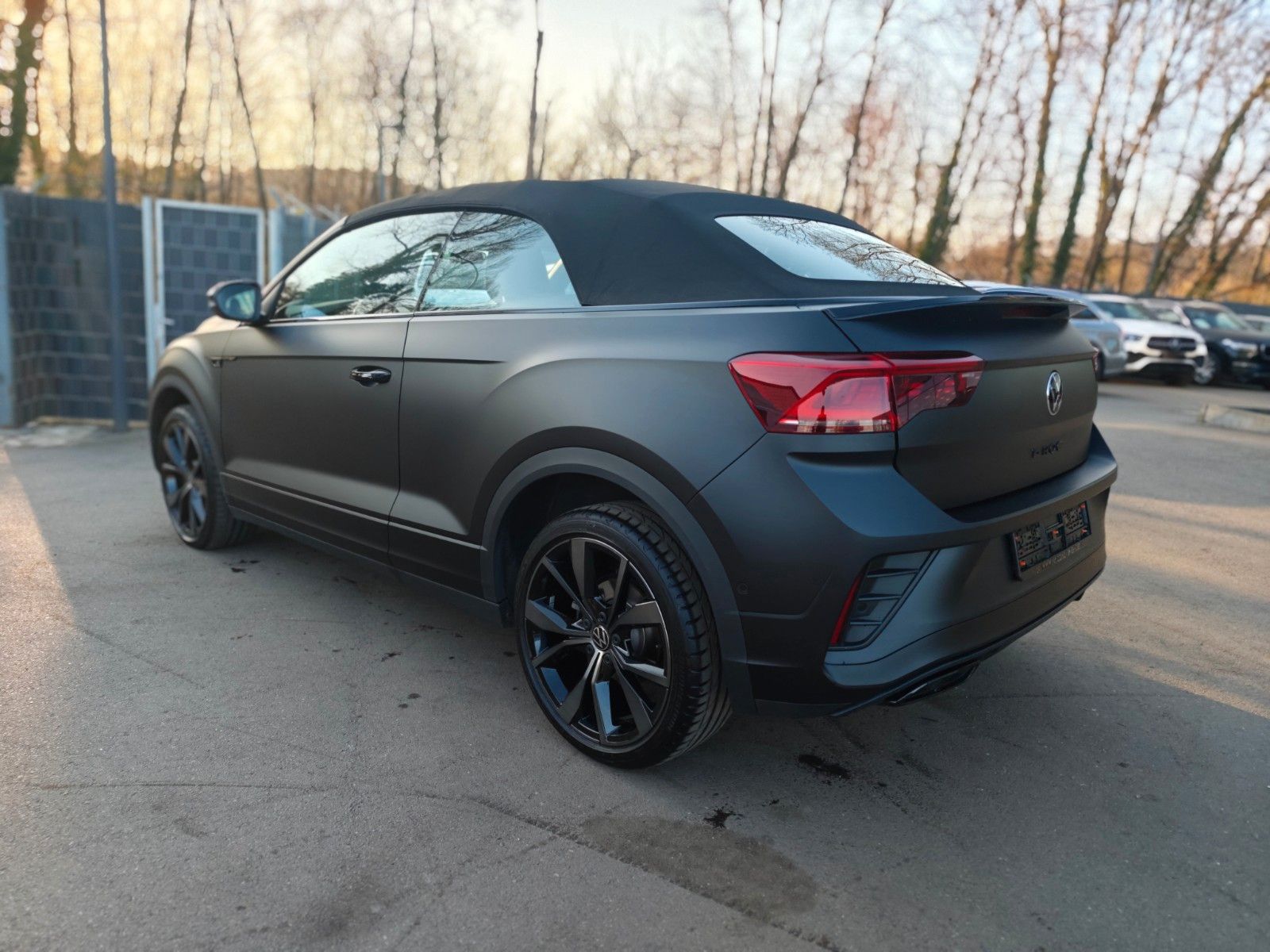 Fahrzeugabbildung Volkswagen T-ROC CABRIOLET*R-LINE*EDITION BLACK*APPLE CAR*