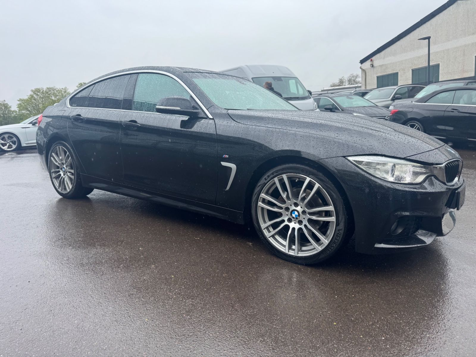 Fahrzeugabbildung BMW 418d GRAN COUPE M SPORT*AUT*LED*NAVI*PDC*2.HAND*