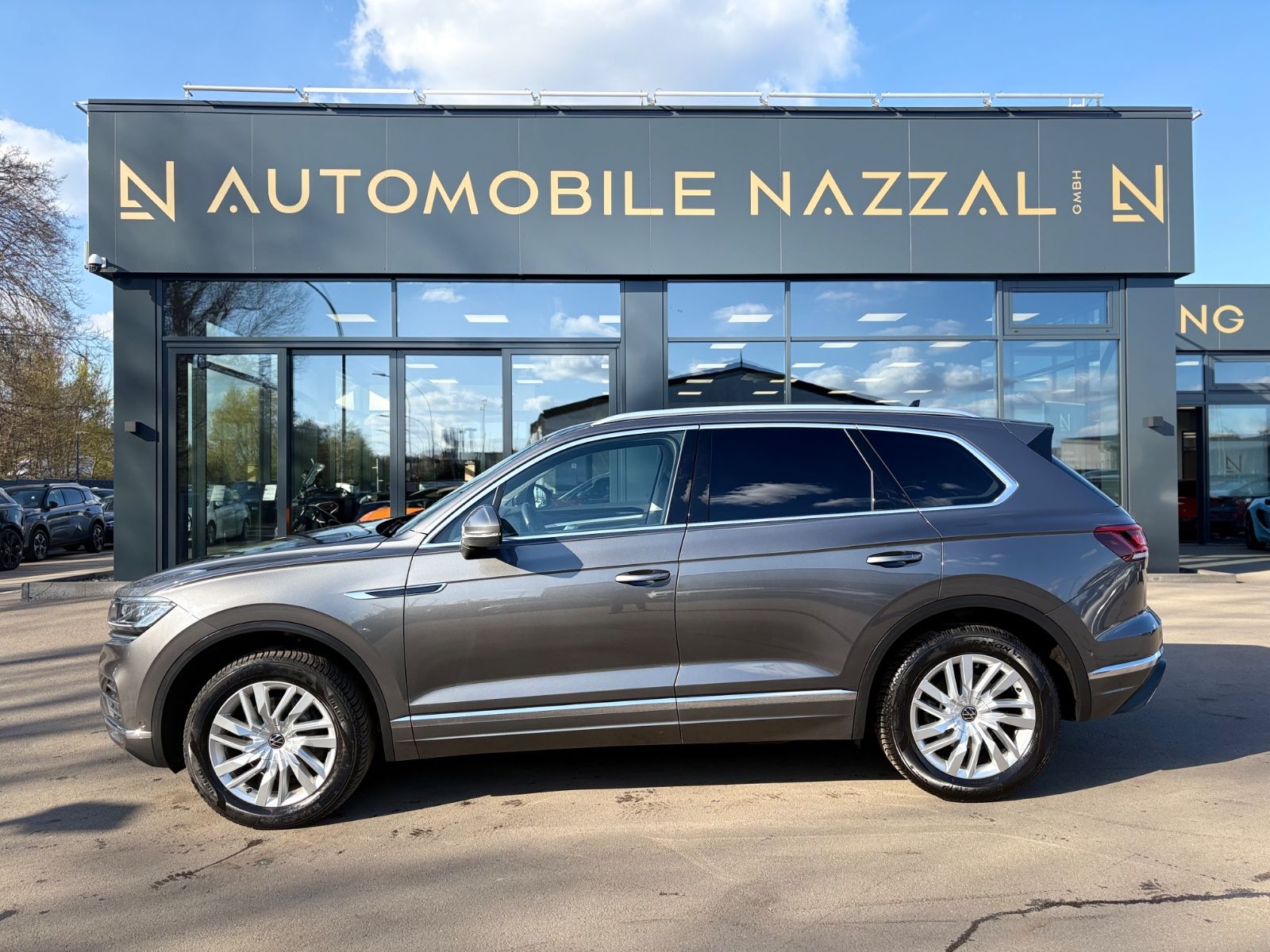 Fahrzeugabbildung Volkswagen TOUAREG ELEGANCE 4MOTION *KAMERA*1.HAND*TOP*