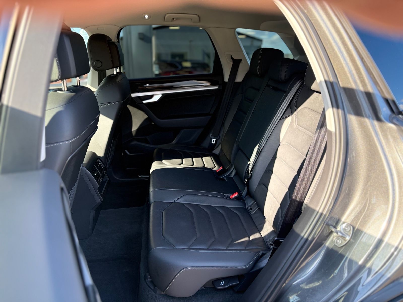 Fahrzeugabbildung Volkswagen TOUAREG ELEGANCE 4MOTION *KAMERA*1.HAND*TOP*