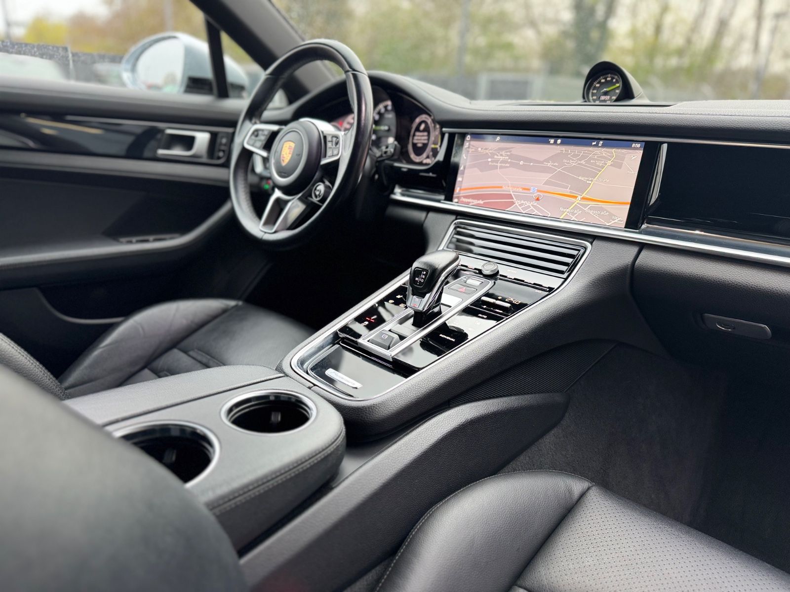 Fahrzeugabbildung Porsche PANAMERA 4 E-HYBRID*SPORT-ABGAS*LUFT*21.Z*CHRONO