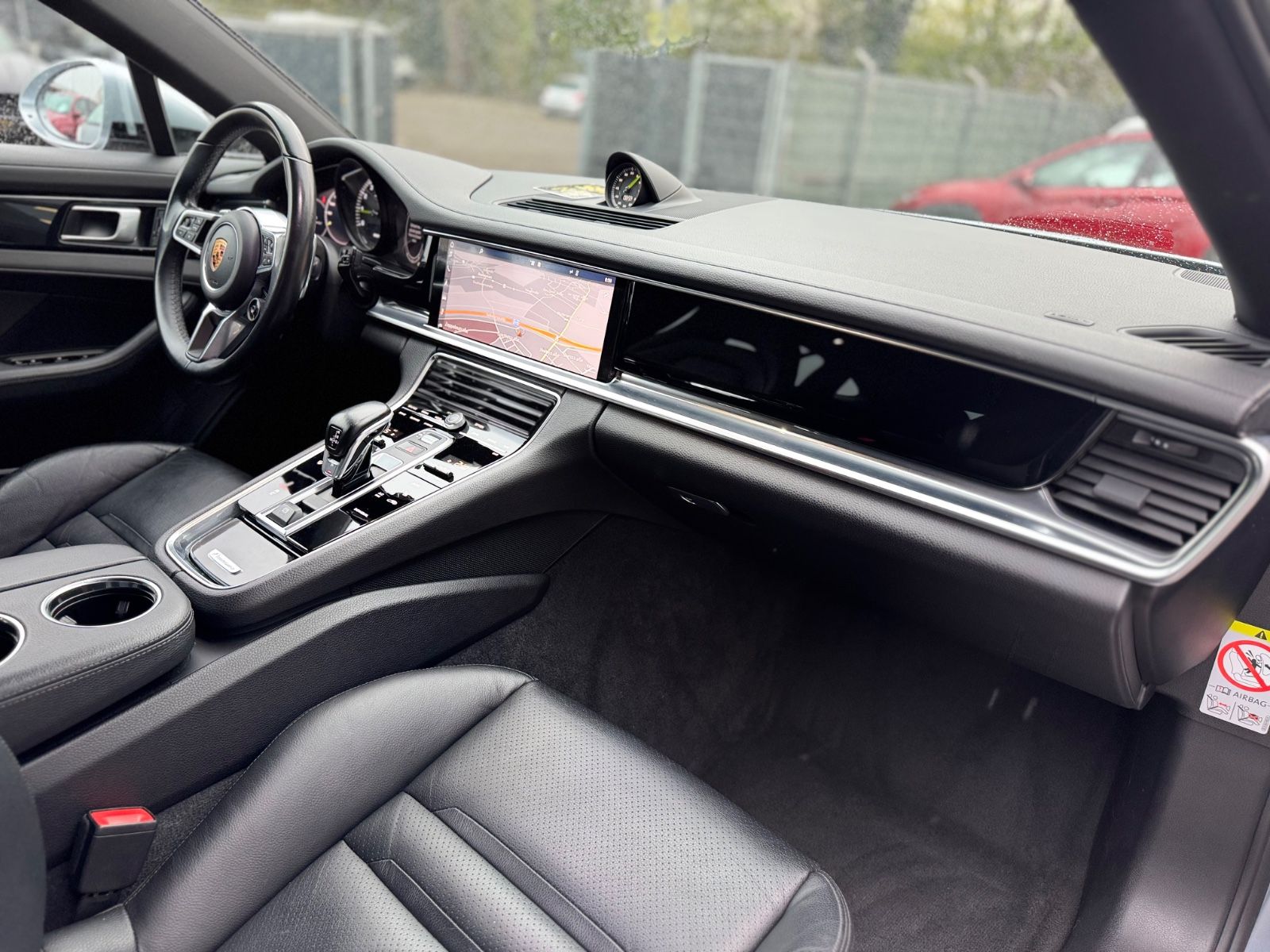 Fahrzeugabbildung Porsche PANAMERA 4 E-HYBRID*SPORT-ABGAS*LUFT*21.Z*CHRONO